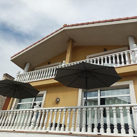 La Carinosa Villa Naveces ภายนอก รูปภาพ