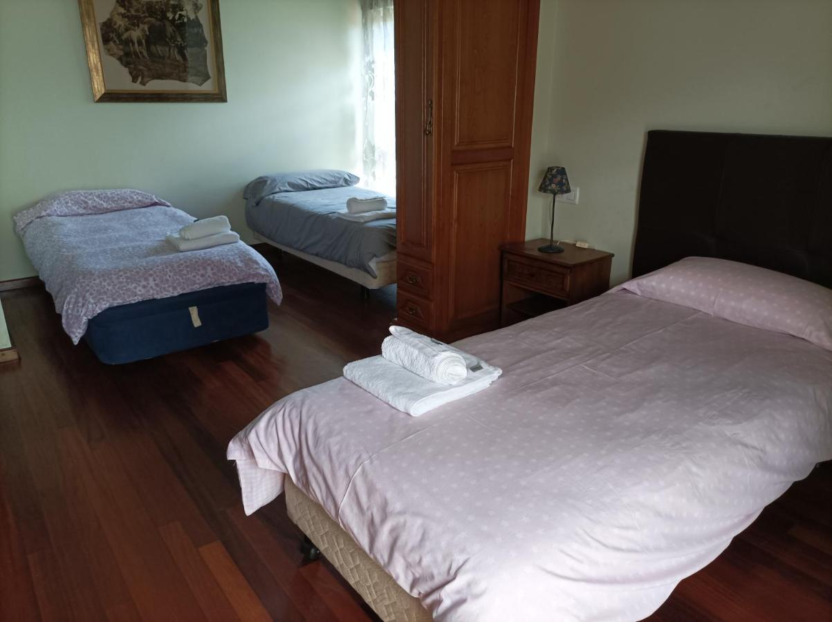 La Carinosa Villa Naveces ภายนอก รูปภาพ